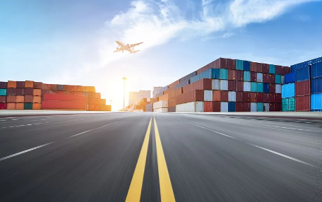 A kínai árukereskedelmi import és export 15,3%-kal nőtt az idei év első öt hónapjában
